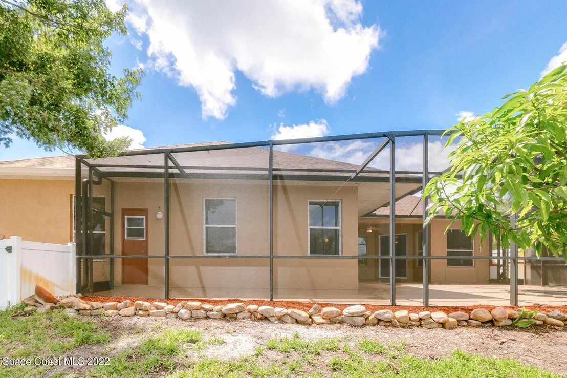 Photo of 4707 Alamanda Drive