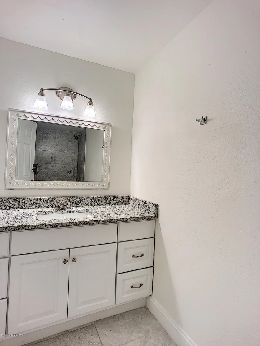 Photo of 3045 Ontario Circle W