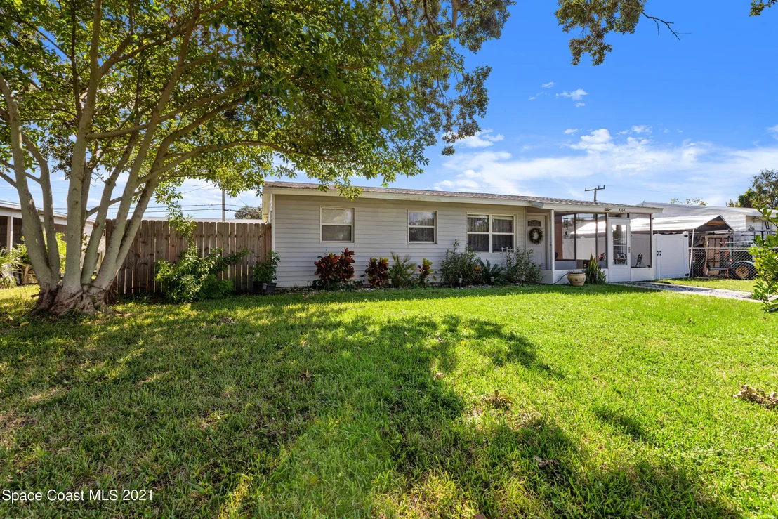 Photo of 4163 Robinhood Drive