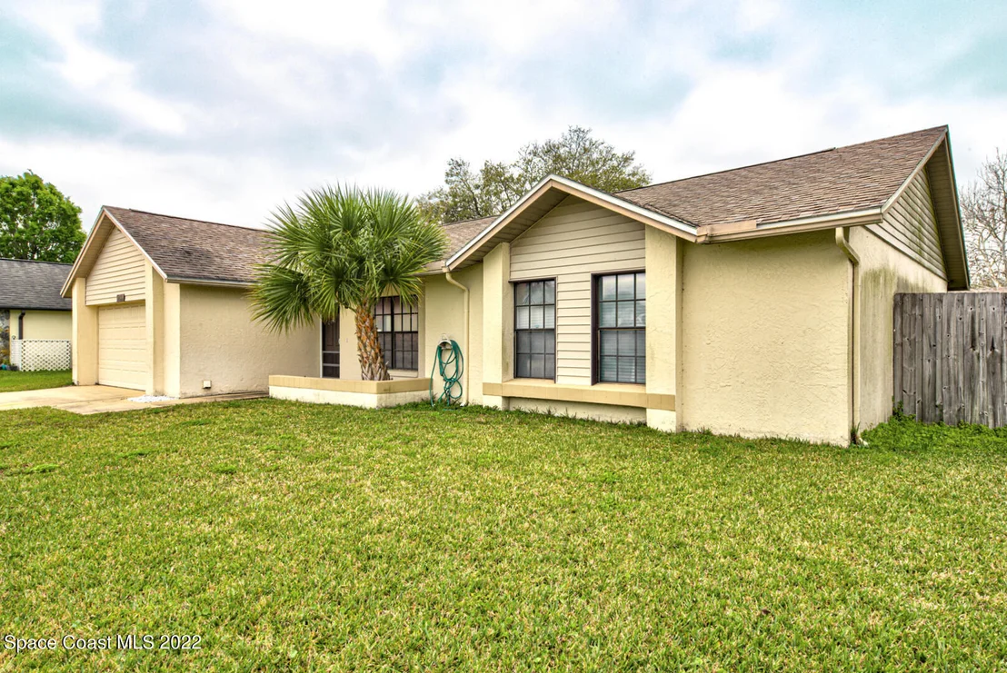 Photo of 2472 Nobility Avenue