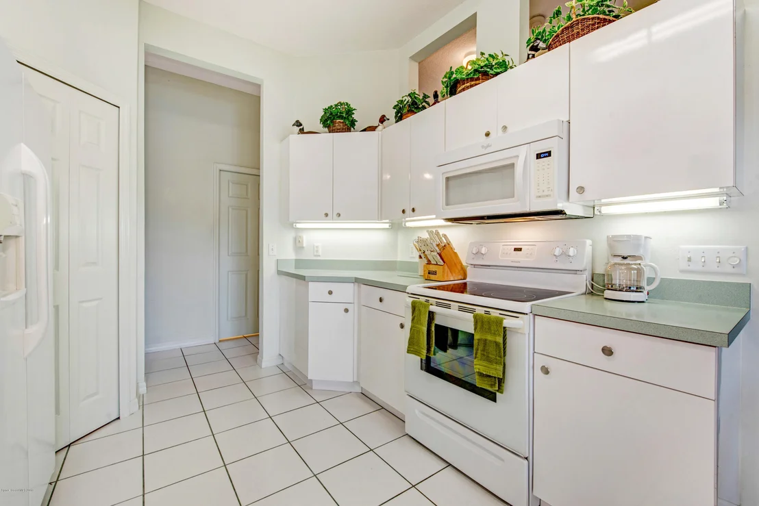 Photo of 2573 Addington Circle