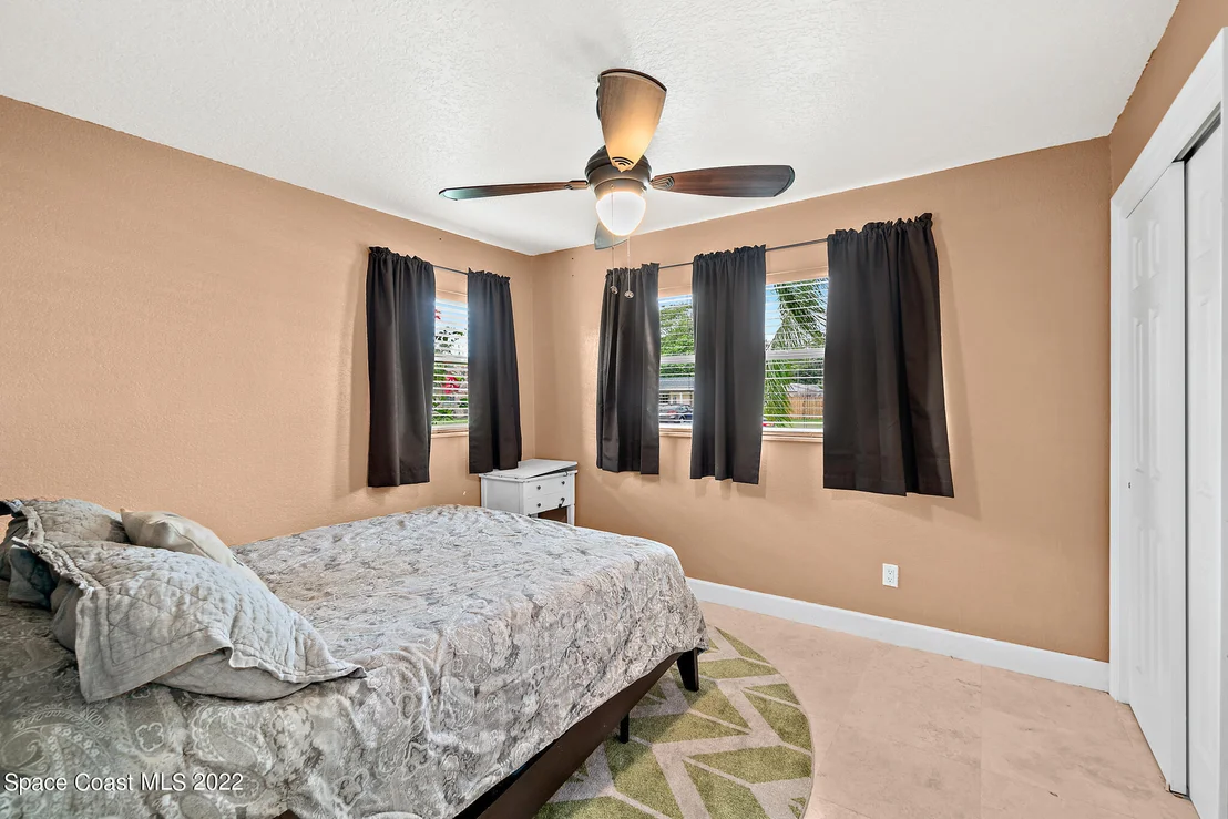 Photo of 1366 Estridge Drive