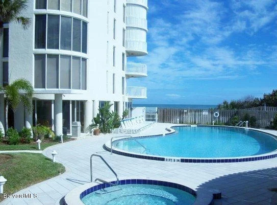 Photo of Unit 607 at 2225 Highway A1a