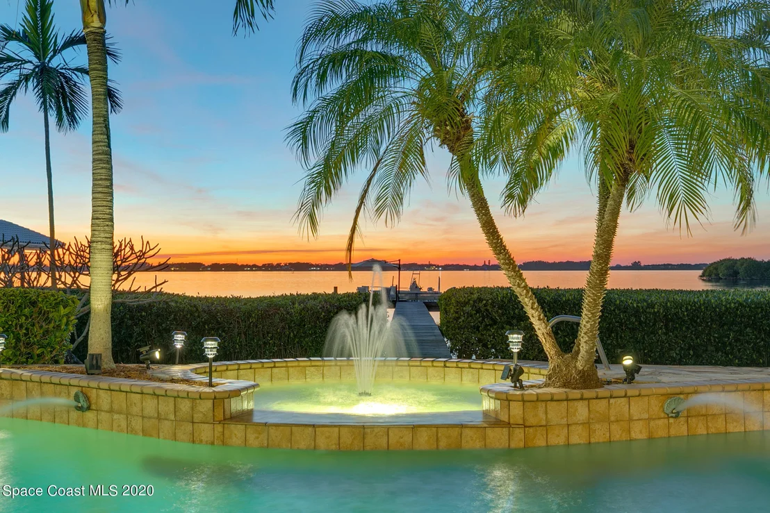 Photo of 466 Lanternback Island Drive