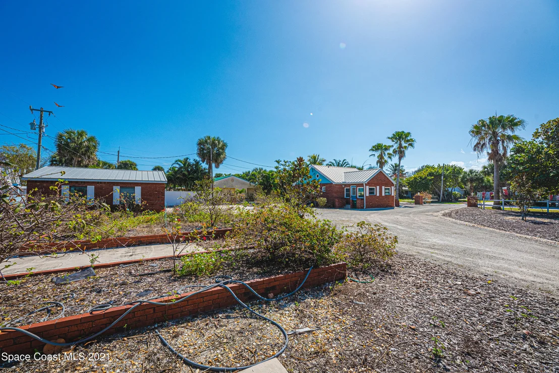 Photo of 210 1st Avenue