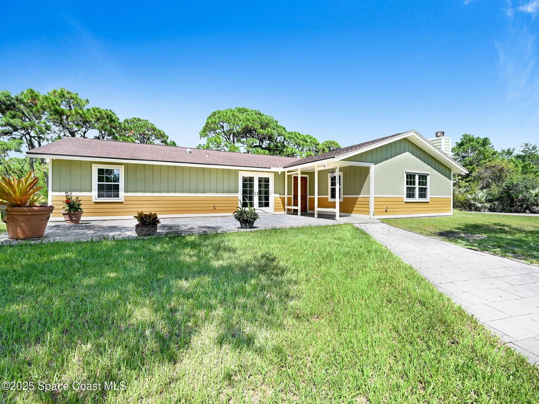 Photo of 6570 Whispering Pines Lane