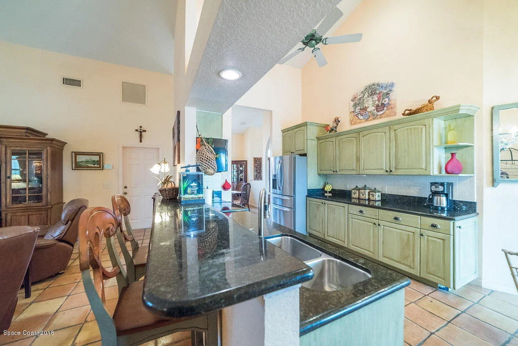 Photo of 207 Ivory Drive