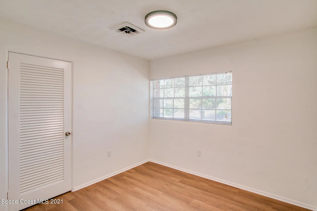 Photo of 37 Littlejohn Lane
