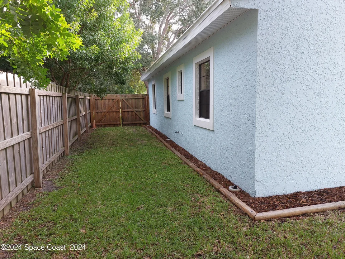 Photo of 719 Camellia Drive