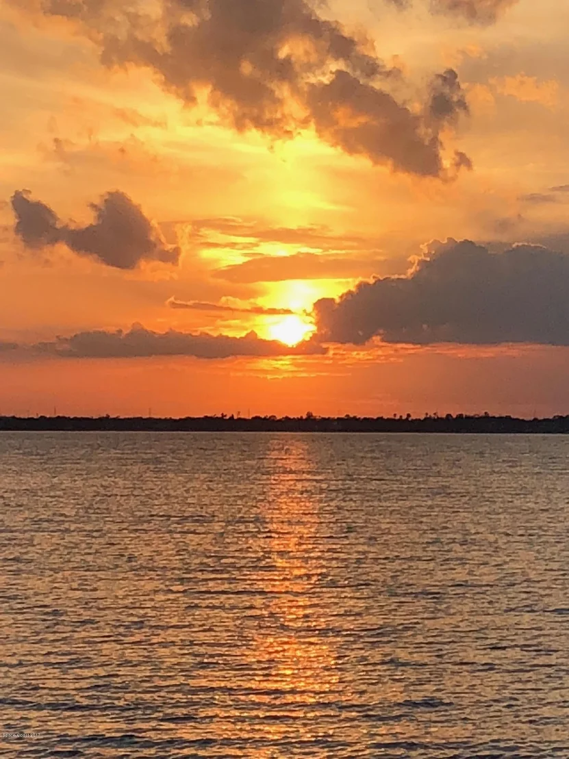 Photo of 333 Island Drive