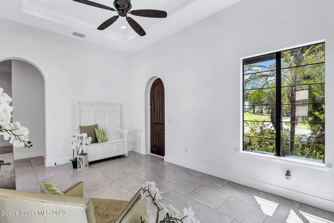 Photo of 184 Whaler Drive