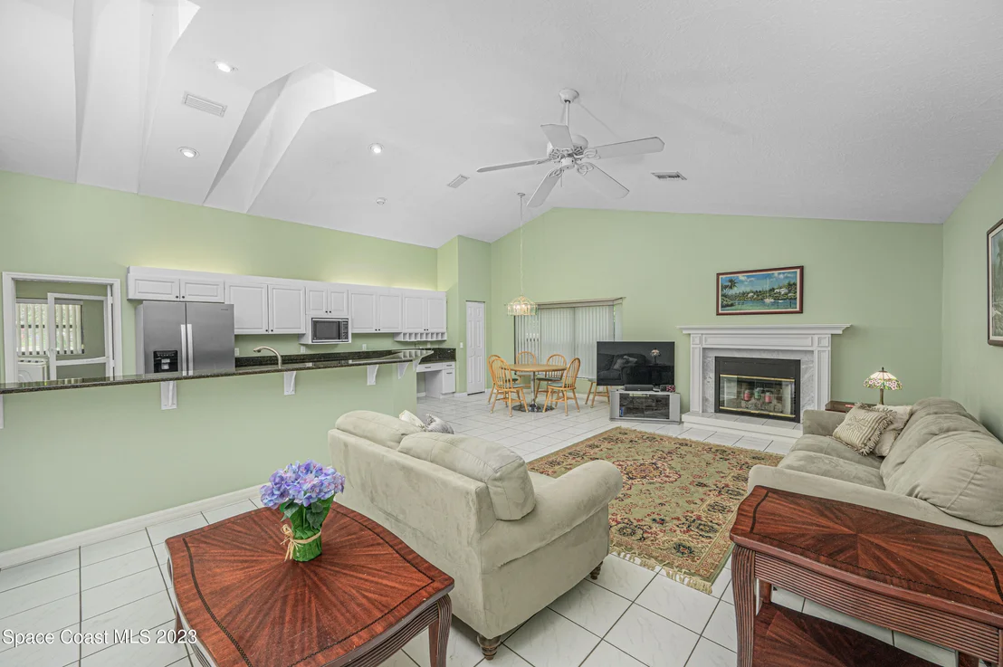 Photo of 1490 56th Square E