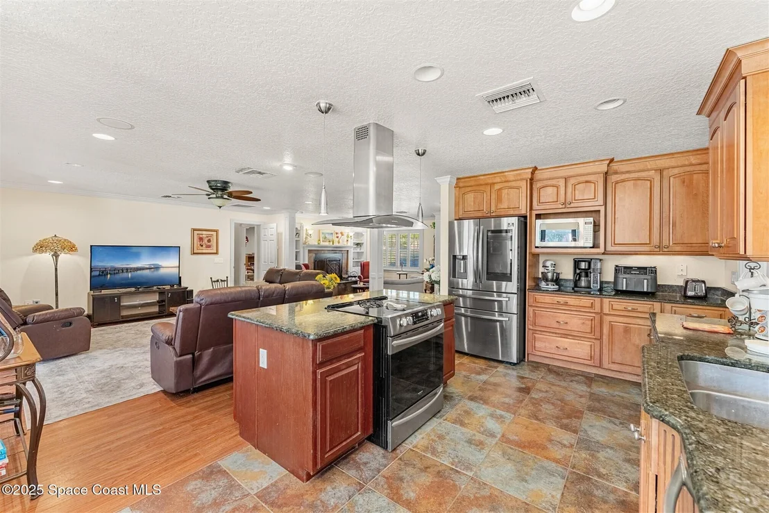 Photo of 8000 Pine Needle Lane