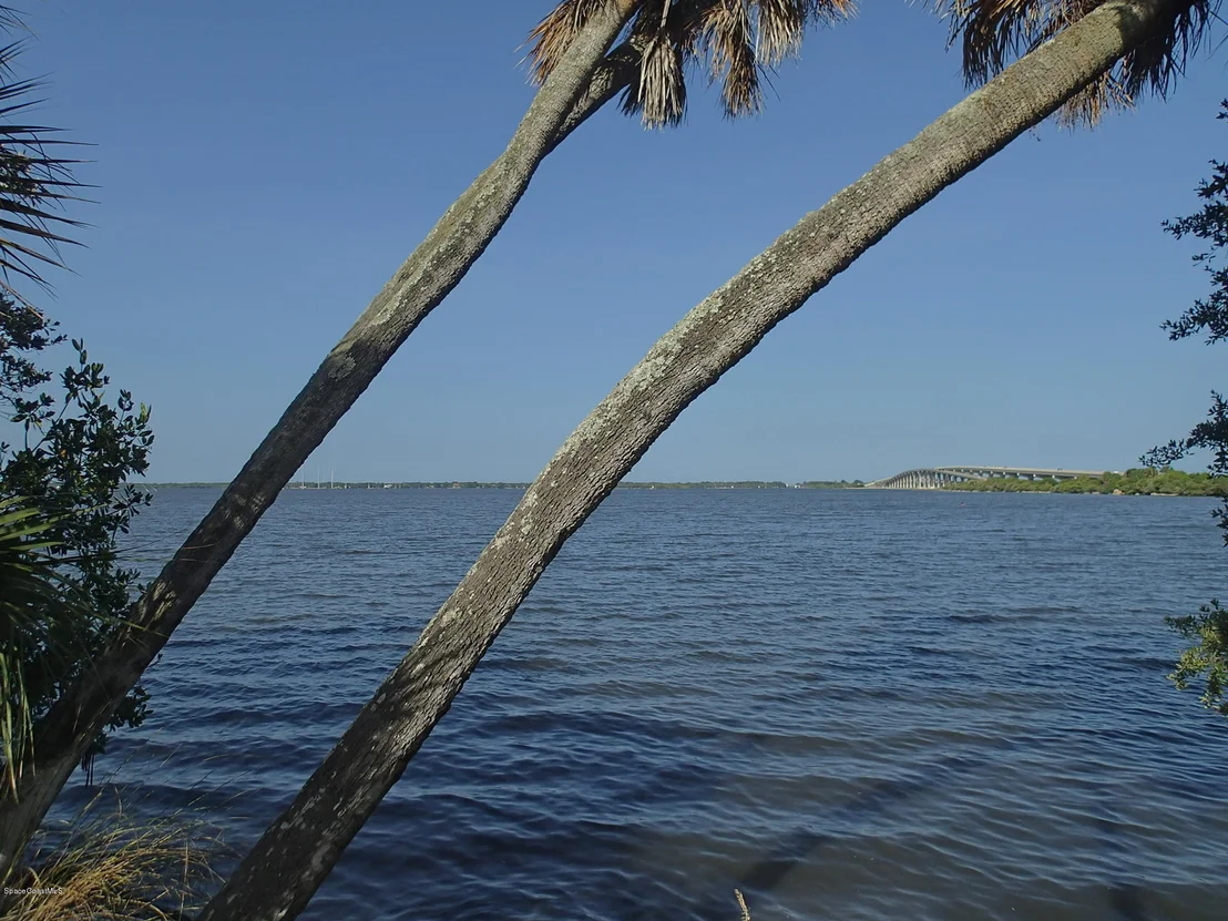 Photo of 3412 N Indian River Drive