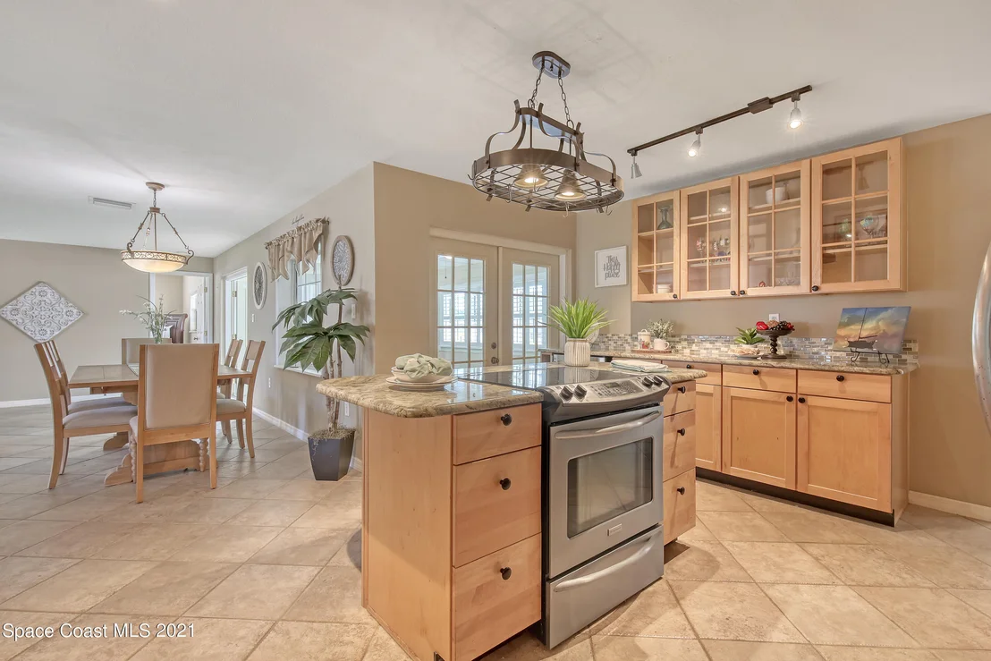 Photo of 444 Sparrow Drive