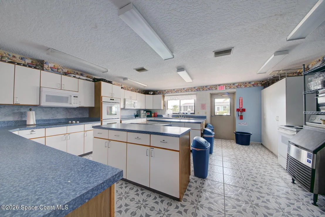 Photo of 385 Outer Drive