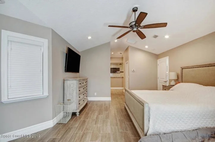 Photo of 661 Nightingale Drive