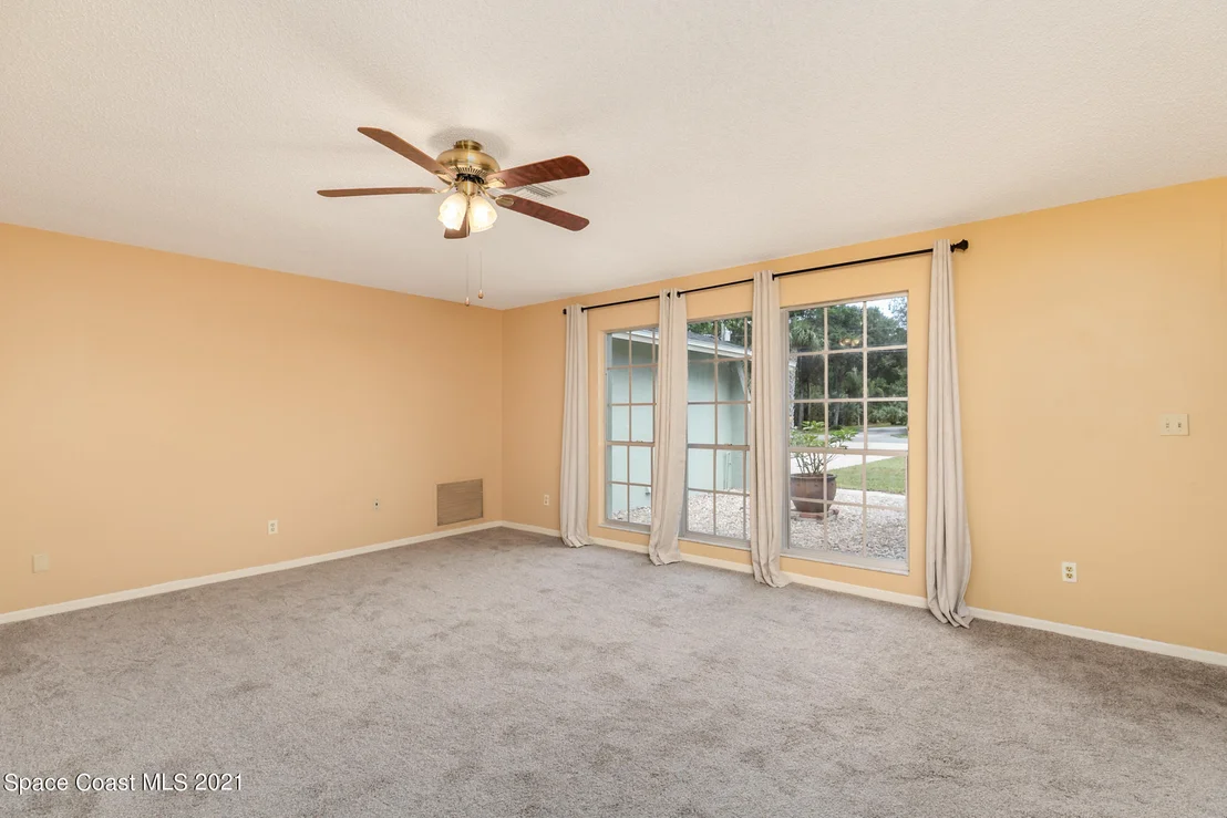 Photo of 1980 Michels Drive NE