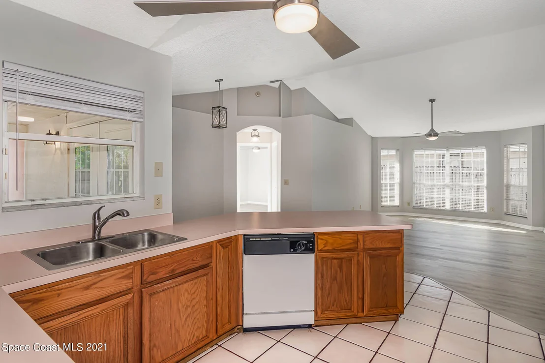Photo of 817 Emerald Way