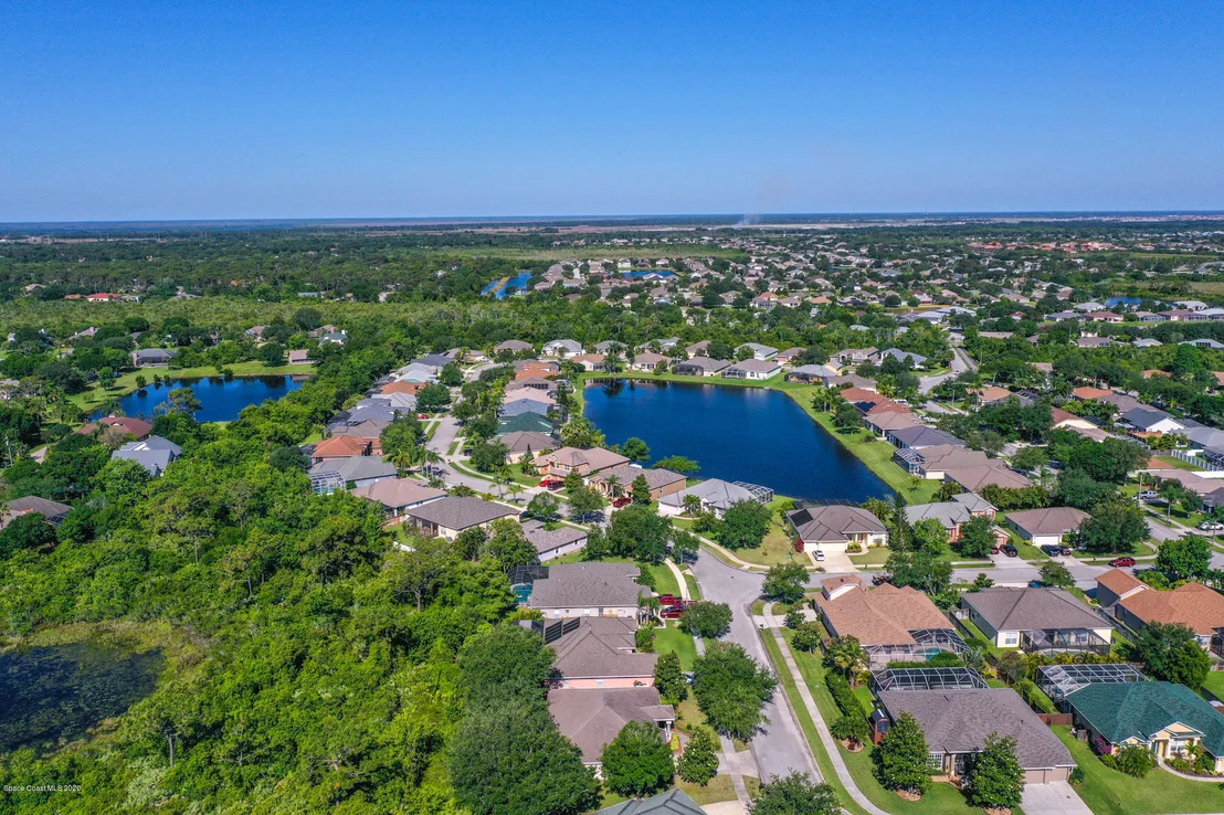 Photo of 4658 Alamanda Drive