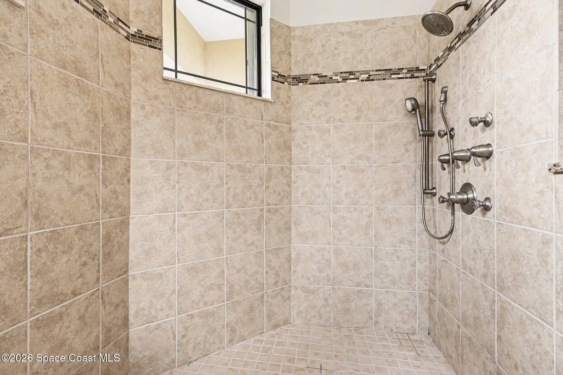 Photo of 1502 Tralee Bay Avenue
