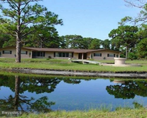 Photo of 4253 Pinewood Road