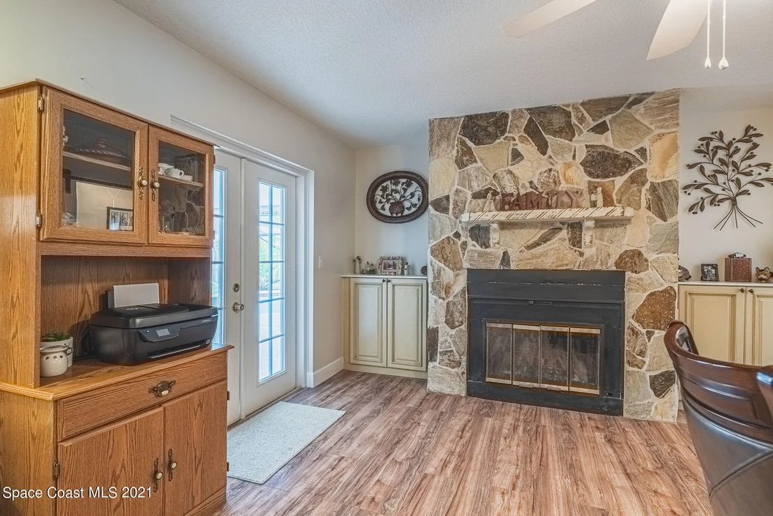 Photo of 845 Berkshire Drive