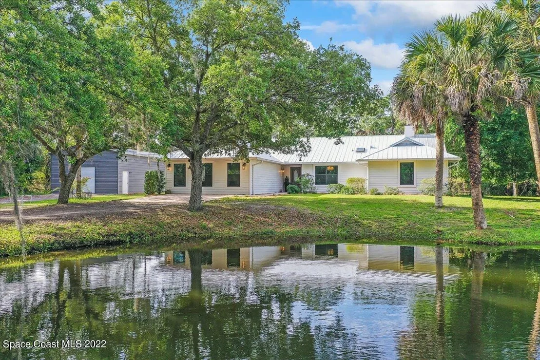 Photo of 3385 Grant Road