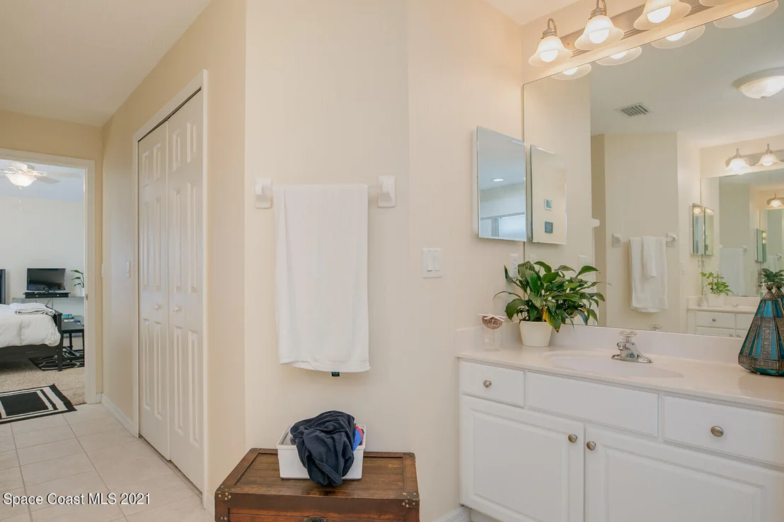 Photo of 2451 Stratford Pointe Drive