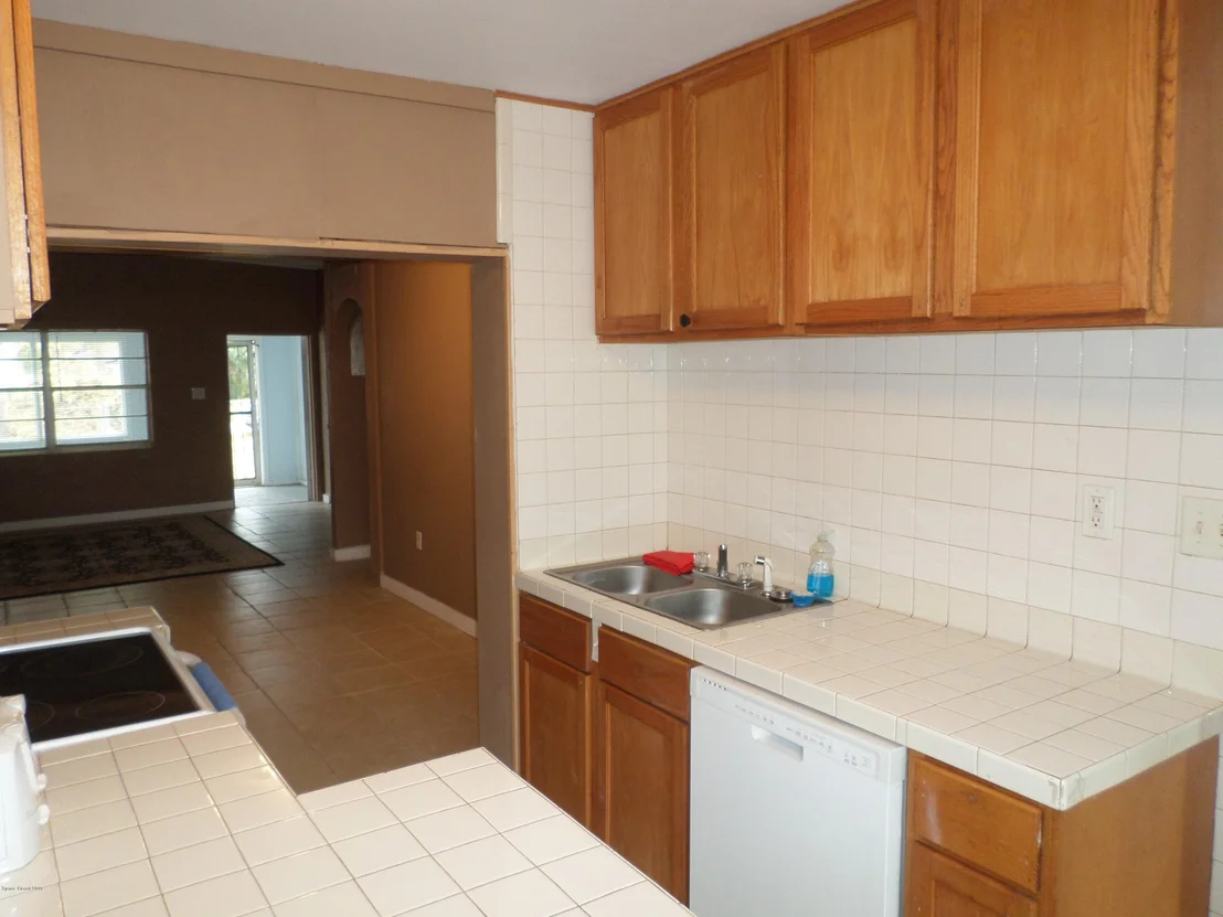 Photo of 309 Iris Street