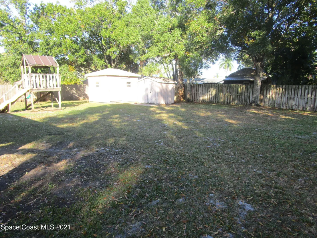 Photo of 2521 Forest Drive