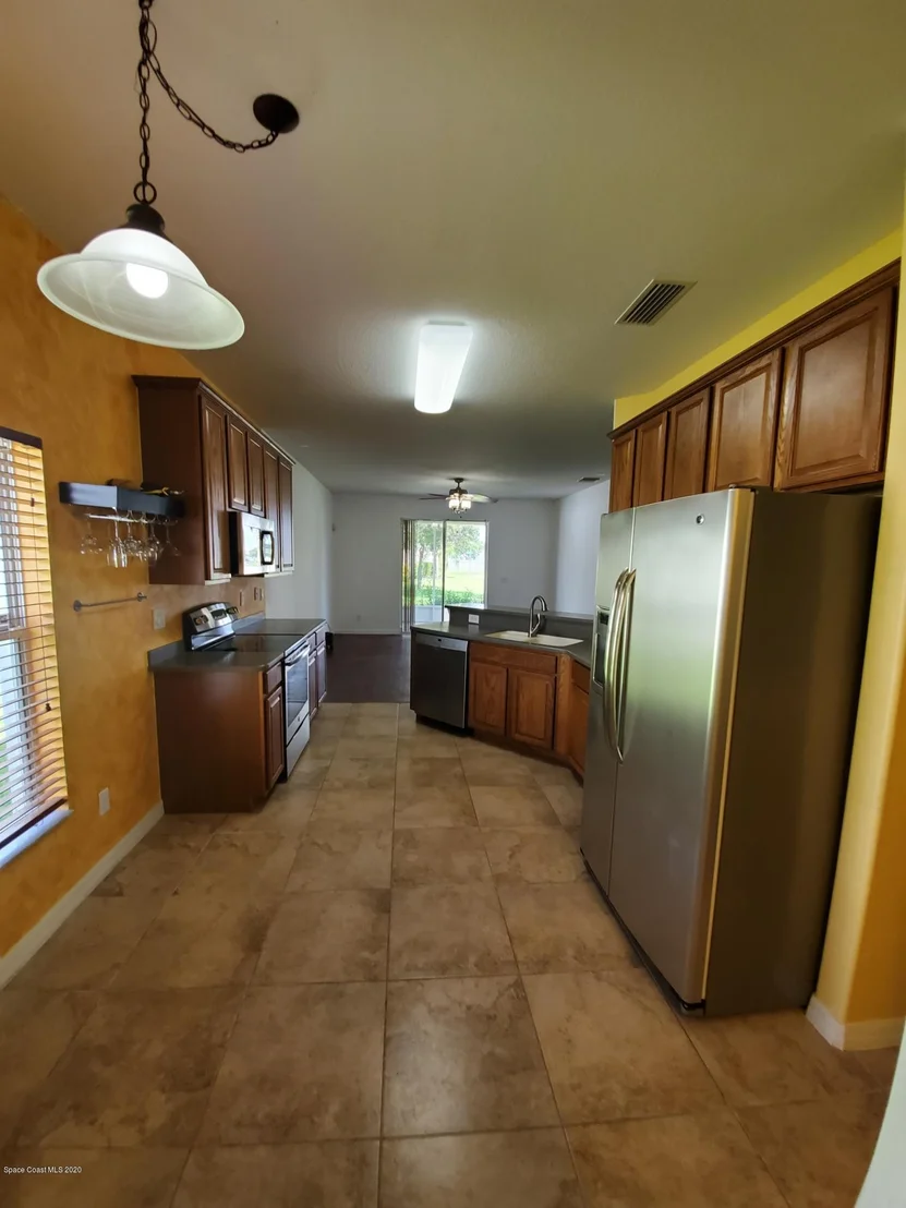 Photo of 3881 Manitoba Way