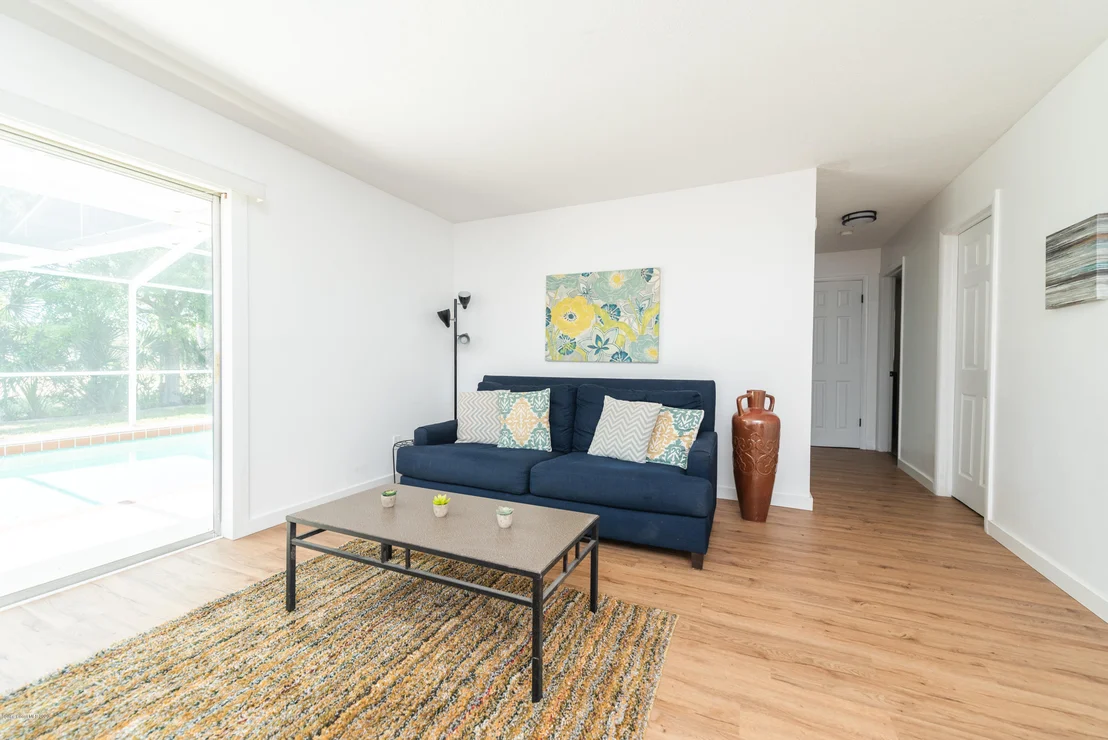 Photo of 1333 Estridge Drive