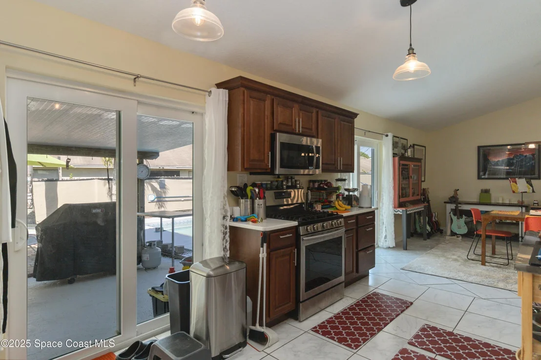 Photo of 5595 Eagle Way