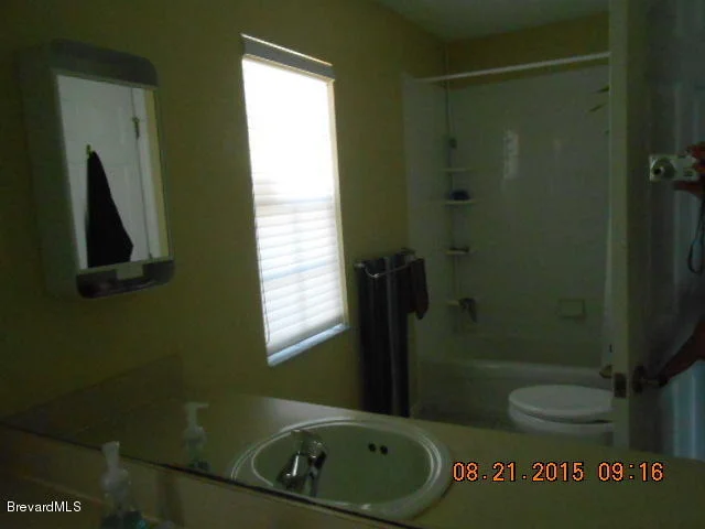 Photo of 805 NE BRACKEN Terrace