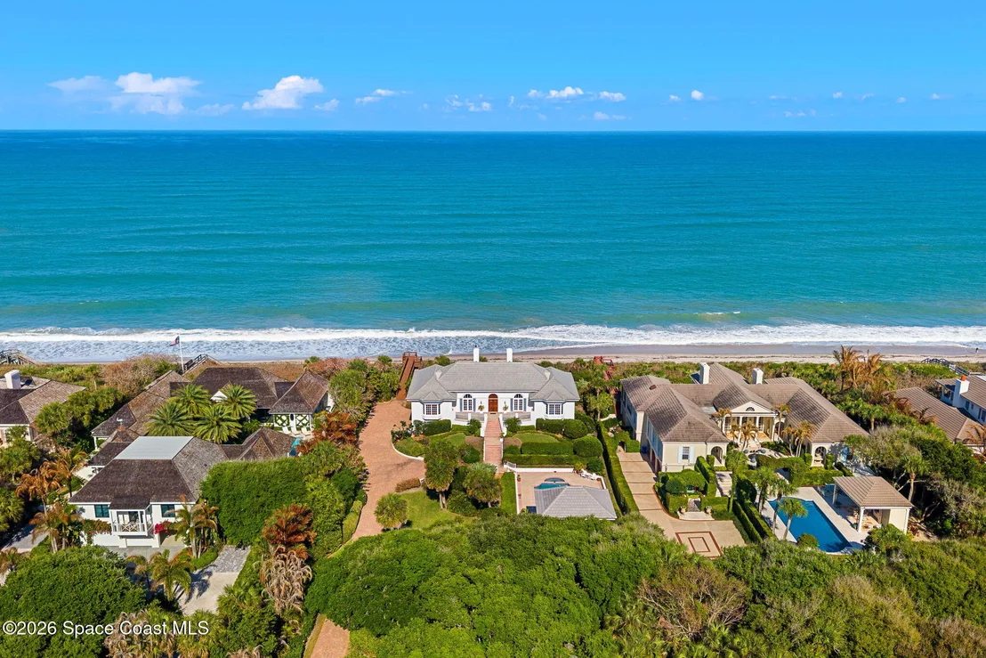 Photo of 680 Ocean Road