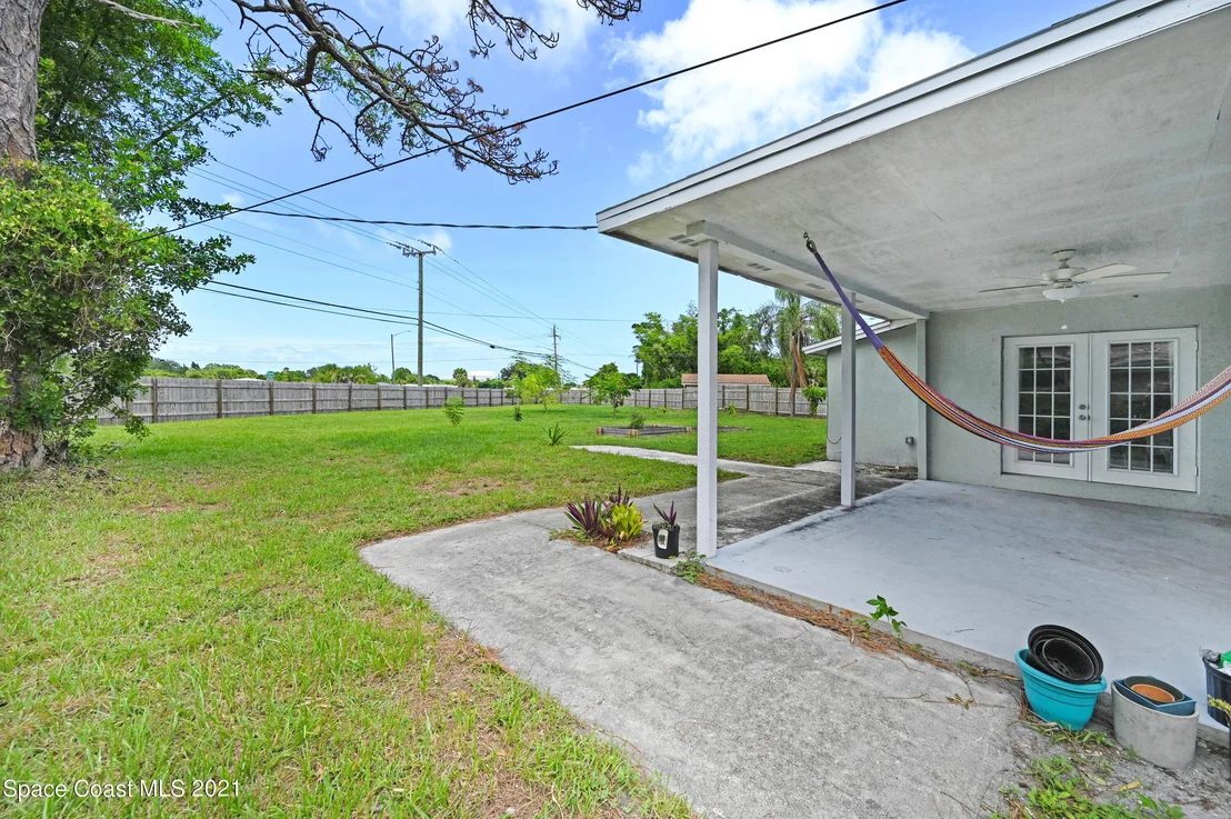 Photo of 827 Glenmore Circle