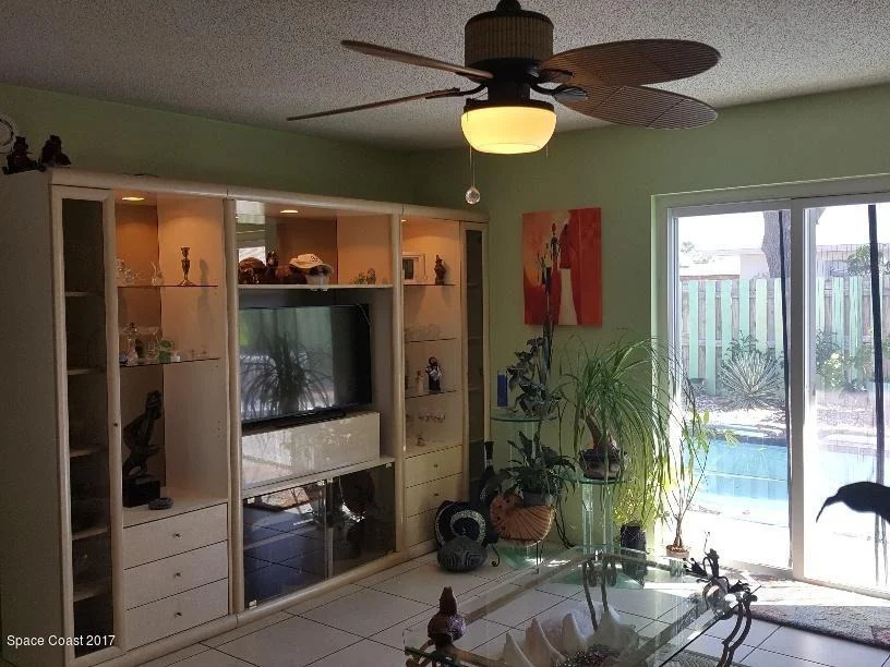 Photo of 677 Walnut Drive
