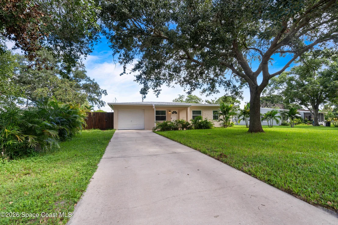 Photo of 620 Lund Circle