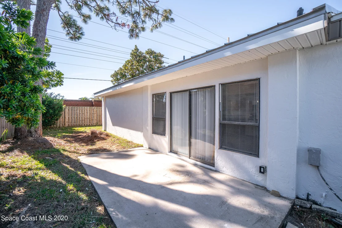 Photo of 473 Willow Tree Drive