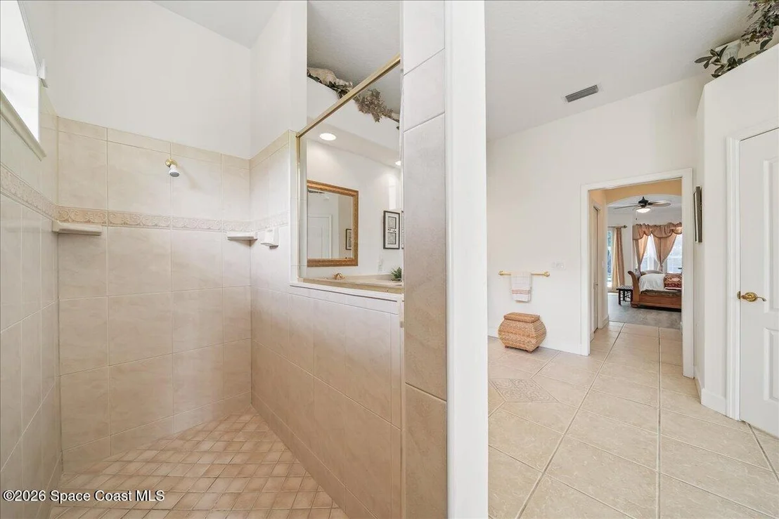 Photo of 4389 Ligustrum Drive
