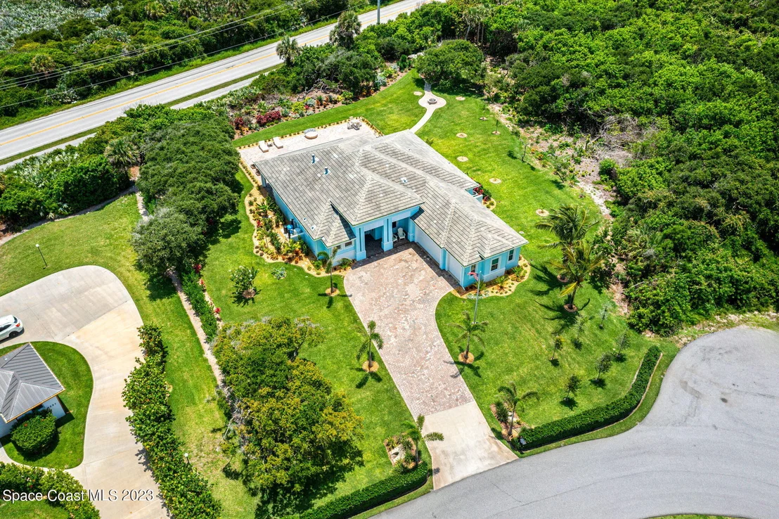 Photo of 6231 Windward Lane
