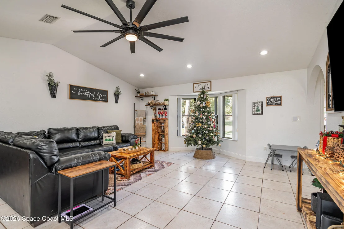 Photo of 4235 Lee Hall Place