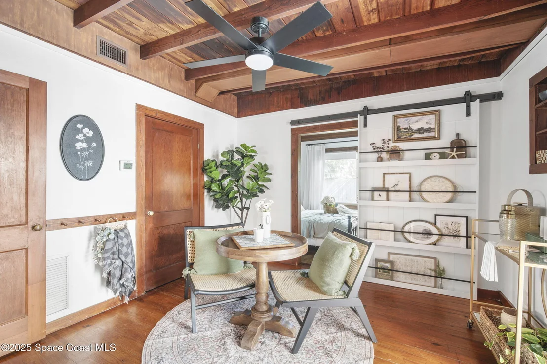 Photo of 597 Old Oak Street