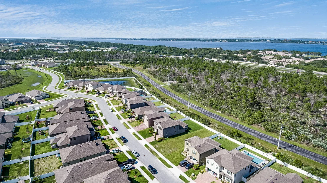 Photo of 1595 Fuji Drive