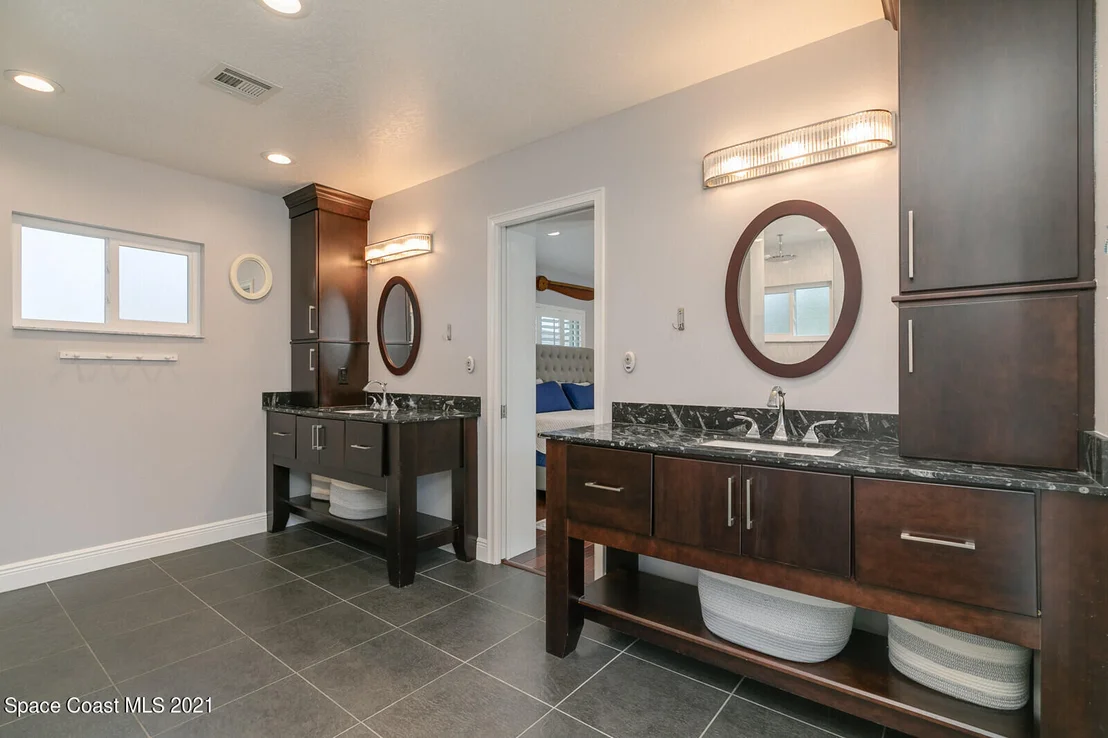 Photo of 312 10th Terrace