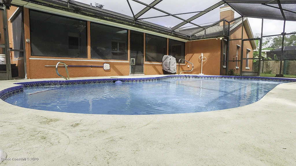 Photo of 214 Jeannie Drive