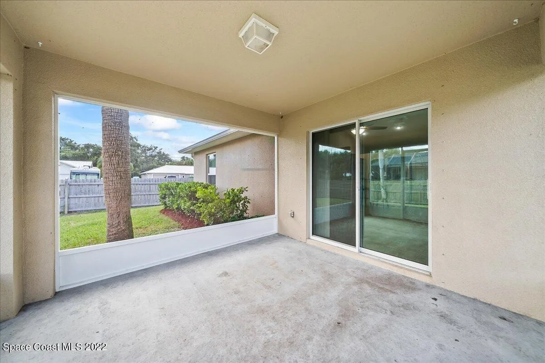 Photo of 6175 Adina Road