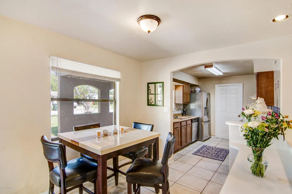 Photo of 995 Miracle Way