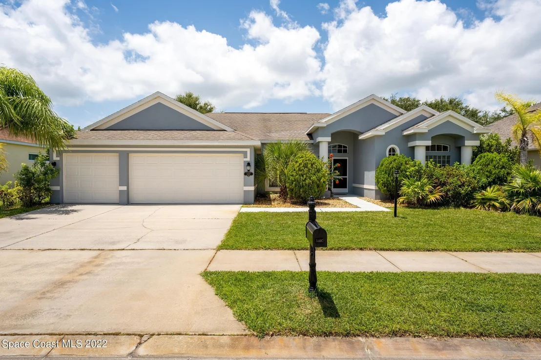 Photo of 3407 Peninsula Circle